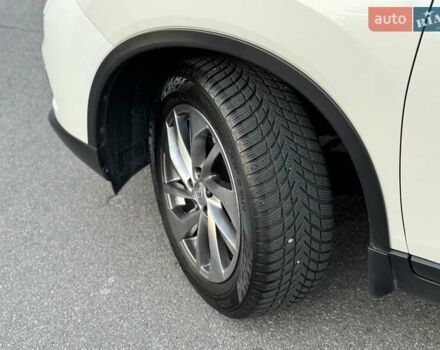 Білий Ніссан ІксТрейл, об'ємом двигуна 2 л та пробігом 153 тис. км за 14800 $, фото 10 на Automoto.ua