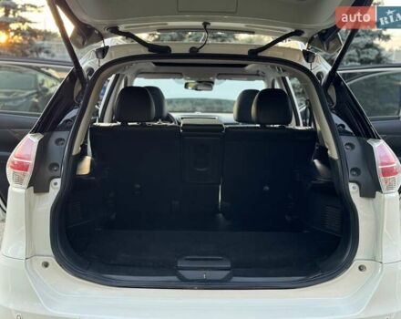 Білий Ніссан ІксТрейл, об'ємом двигуна 2 л та пробігом 153 тис. км за 14800 $, фото 12 на Automoto.ua