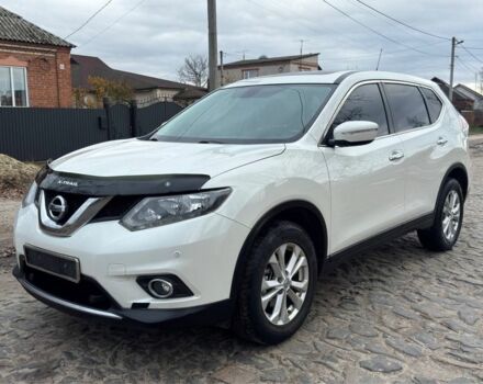 Белый Ниссан ИксТрейл, объемом двигателя 1.6 л и пробегом 137 тыс. км за 12999 $, фото 2 на Automoto.ua