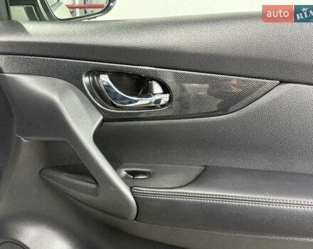 Белый Ниссан ИксТрейл, объемом двигателя 1.6 л и пробегом 122 тыс. км за 17900 $, фото 22 на Automoto.ua