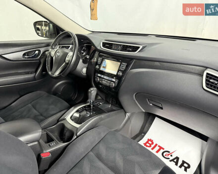 Белый Ниссан ИксТрейл, объемом двигателя 1.6 л и пробегом 122 тыс. км за 17900 $, фото 23 на Automoto.ua