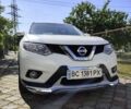 Белый Ниссан ИксТрейл, объемом двигателя 2.5 л и пробегом 128 тыс. км за 16200 $, фото 2 на Automoto.ua