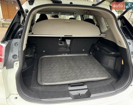 Білий Ніссан ІксТрейл, об'ємом двигуна 1.6 л та пробігом 221 тис. км за 14700 $, фото 12 на Automoto.ua