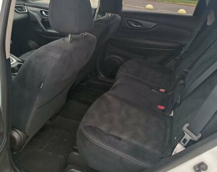 Белый Ниссан ИксТрейл, объемом двигателя 2 л и пробегом 197 тыс. км за 19950 $, фото 10 на Automoto.ua