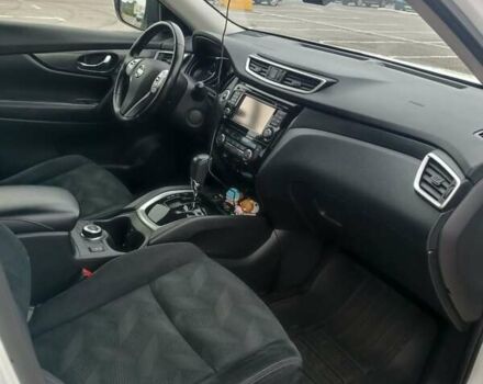 Белый Ниссан ИксТрейл, объемом двигателя 2 л и пробегом 197 тыс. км за 19950 $, фото 17 на Automoto.ua