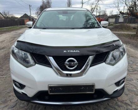 Белый Ниссан ИксТрейл, объемом двигателя 1.6 л и пробегом 137 тыс. км за 12999 $, фото 3 на Automoto.ua