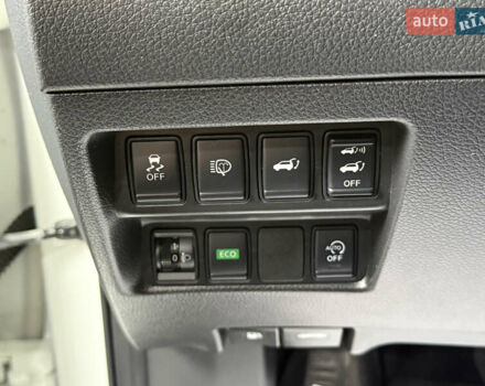 Белый Ниссан ИксТрейл, объемом двигателя 1.6 л и пробегом 122 тыс. км за 17900 $, фото 28 на Automoto.ua