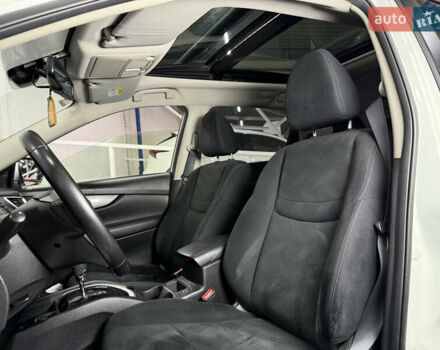 Белый Ниссан ИксТрейл, объемом двигателя 1.6 л и пробегом 122 тыс. км за 17900 $, фото 15 на Automoto.ua