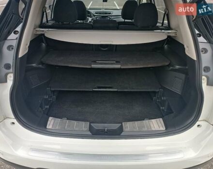 Белый Ниссан ИксТрейл, объемом двигателя 2 л и пробегом 197 тыс. км за 19950 $, фото 15 на Automoto.ua