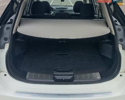 Белый Ниссан ИксТрейл, объемом двигателя 2 л и пробегом 197 тыс. км за 19950 $, фото 13 на Automoto.ua