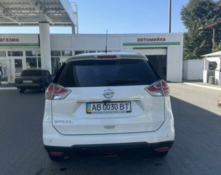 Белый Ниссан ИксТрейл, объемом двигателя 2 л и пробегом 105 тыс. км за 14999 $, фото 6 на Automoto.ua