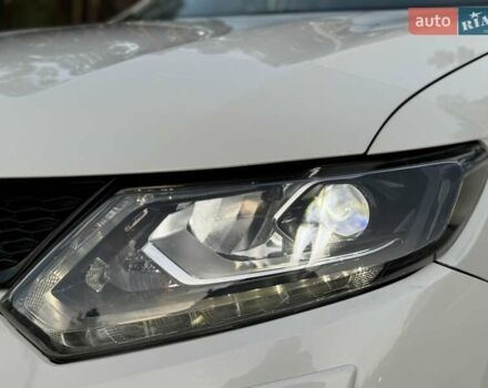 Білий Ніссан ІксТрейл, об'ємом двигуна 2 л та пробігом 153 тис. км за 14800 $, фото 15 на Automoto.ua