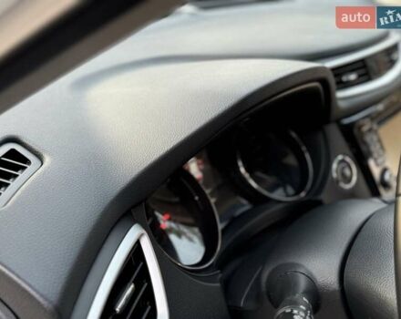 Білий Ніссан ІксТрейл, об'ємом двигуна 2 л та пробігом 153 тис. км за 14800 $, фото 40 на Automoto.ua