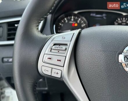 Белый Ниссан ИксТрейл, объемом двигателя 2 л и пробегом 153 тыс. км за 15800 $, фото 35 на Automoto.ua