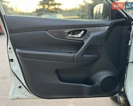 Білий Ніссан ІксТрейл, об'ємом двигуна 2 л та пробігом 153 тис. км за 14800 $, фото 31 на Automoto.ua