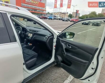 Белый Ниссан ИксТрейл, объемом двигателя 2 л и пробегом 197 тыс. км за 19950 $, фото 19 на Automoto.ua