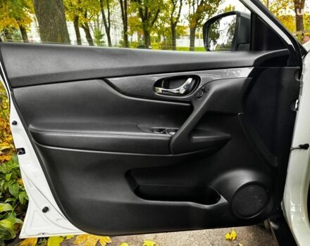 Белый Ниссан ИксТрейл, объемом двигателя 1.6 л и пробегом 222 тыс. км за 16340 $, фото 11 на Automoto.ua