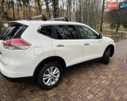 Білий Ніссан ІксТрейл, об'ємом двигуна 1.6 л та пробігом 221 тис. км за 14700 $, фото 4 на Automoto.ua