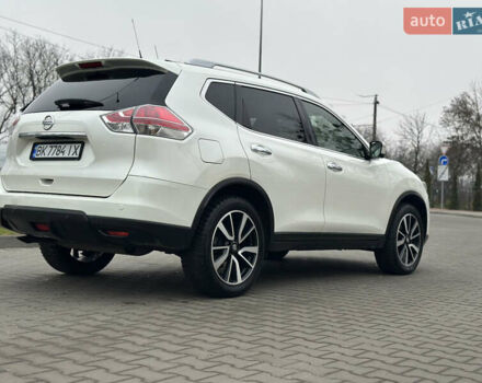 Белый Ниссан ИксТрейл, объемом двигателя 2 л и пробегом 213 тыс. км за 16999 $, фото 9 на Automoto.ua