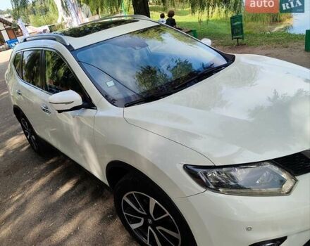 Білий Ніссан ІксТрейл, об'ємом двигуна 1.6 л та пробігом 170 тис. км за 14999 $, фото 5 на Automoto.ua