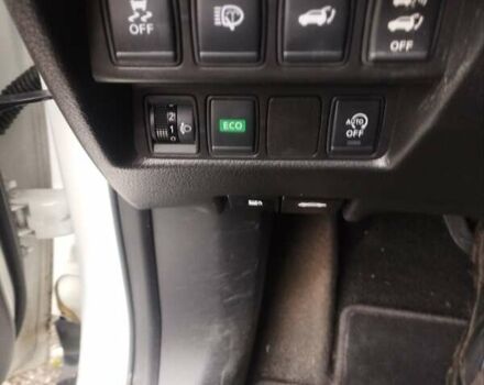 Белый Ниссан ИксТрейл, объемом двигателя 1.6 л и пробегом 81 тыс. км за 19000 $, фото 15 на Automoto.ua