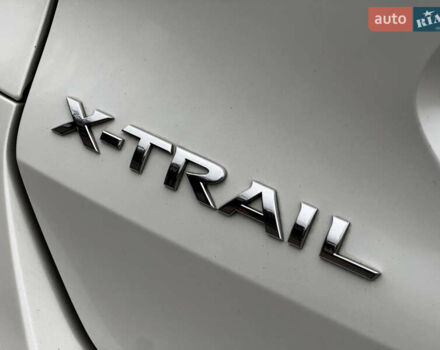 Белый Ниссан ИксТрейл, объемом двигателя 2.49 л и пробегом 134 тыс. км за 14999 $, фото 20 на Automoto.ua