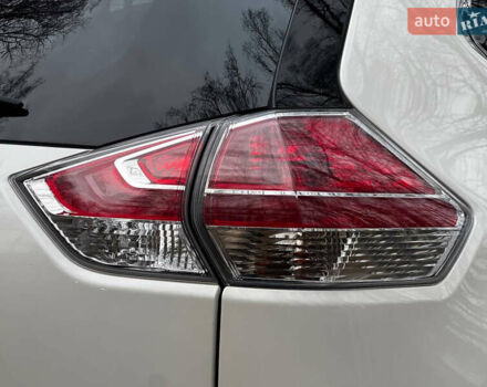 Белый Ниссан ИксТрейл, объемом двигателя 2.49 л и пробегом 134 тыс. км за 14999 $, фото 17 на Automoto.ua