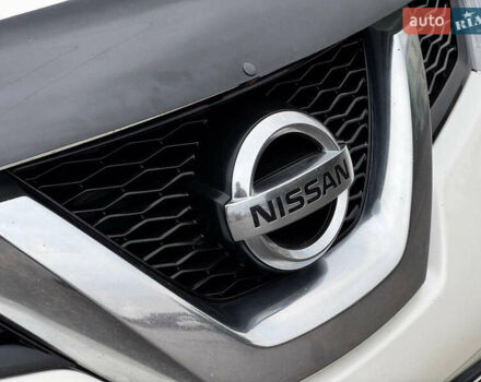 Белый Ниссан ИксТрейл, объемом двигателя 2.49 л и пробегом 134 тыс. км за 14999 $, фото 6 на Automoto.ua