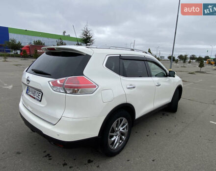 Білий Ніссан ІксТрейл, об'ємом двигуна 1.6 л та пробігом 161 тис. км за 18000 $, фото 4 на Automoto.ua