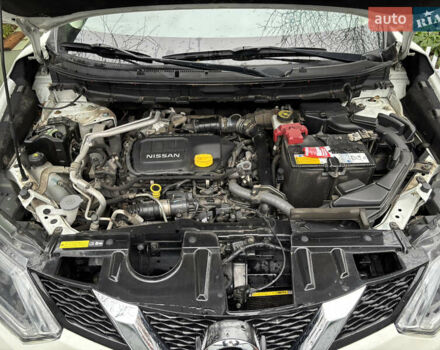 Белый Ниссан ИксТрейл, объемом двигателя 1.6 л и пробегом 43 тыс. км за 19500 $, фото 29 на Automoto.ua