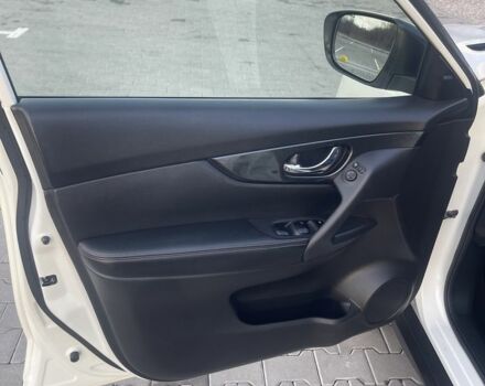 Белый Ниссан ИксТрейл, объемом двигателя 1.6 л и пробегом 81 тыс. км за 18600 $, фото 15 на Automoto.ua