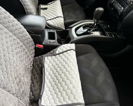 Белый Ниссан ИксТрейл, объемом двигателя 1.6 л и пробегом 43 тыс. км за 19500 $, фото 21 на Automoto.ua