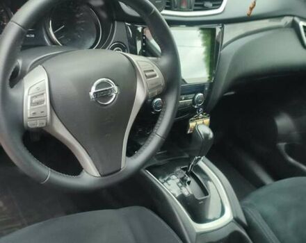 Белый Ниссан ИксТрейл, объемом двигателя 2 л и пробегом 220 тыс. км за 16299 $, фото 10 на Automoto.ua