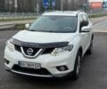 Белый Ниссан ИксТрейл, объемом двигателя 2.49 л и пробегом 139 тыс. км за 15900 $, фото 3 на Automoto.ua