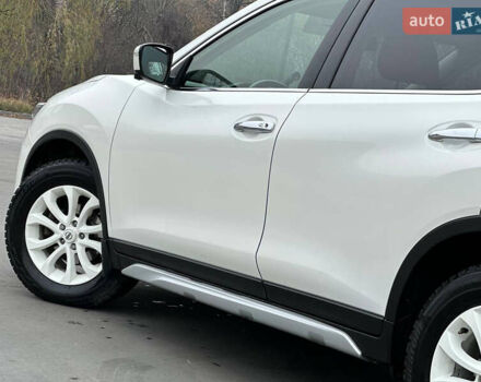Білий Ніссан ІксТрейл, об'ємом двигуна 2 л та пробігом 90 тис. км за 17999 $, фото 30 на Automoto.ua