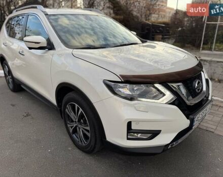 Белый Ниссан ИксТрейл, объемом двигателя 1.6 л и пробегом 80 тыс. км за 18700 $, фото 9 на Automoto.ua