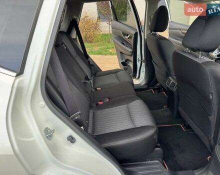 Белый Ниссан ИксТрейл, объемом двигателя 1.6 л и пробегом 79 тыс. км за 18900 $, фото 27 на Automoto.ua