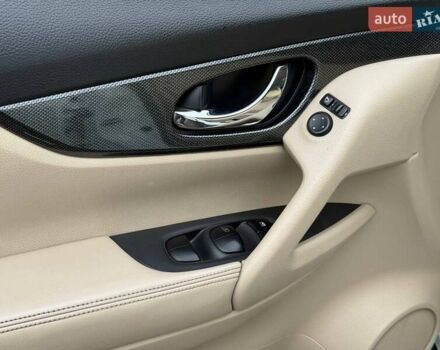 Белый Ниссан ИксТрейл, объемом двигателя 2.49 л и пробегом 139 тыс. км за 15900 $, фото 19 на Automoto.ua