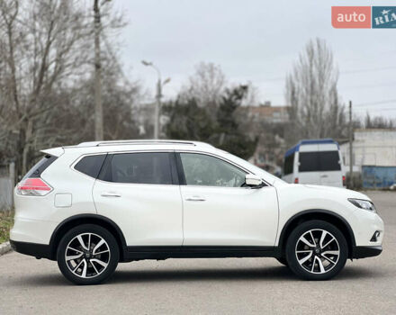 Белый Ниссан ИксТрейл, объемом двигателя 1.6 л и пробегом 52 тыс. км за 21999 $, фото 6 на Automoto.ua
