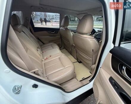 Белый Ниссан ИксТрейл, объемом двигателя 2.49 л и пробегом 139 тыс. км за 15900 $, фото 21 на Automoto.ua