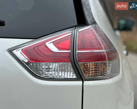 Білий Ніссан ІксТрейл, об'ємом двигуна 2 л та пробігом 90 тис. км за 17999 $, фото 19 на Automoto.ua