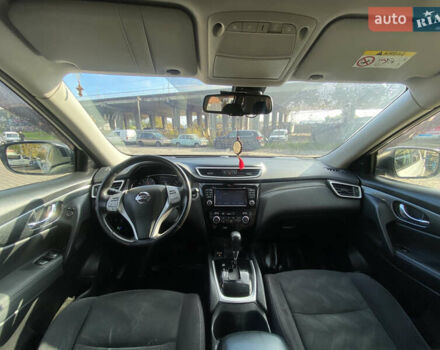 Белый Ниссан ИксТрейл, объемом двигателя 2.49 л и пробегом 183 тыс. км за 17500 $, фото 19 на Automoto.ua