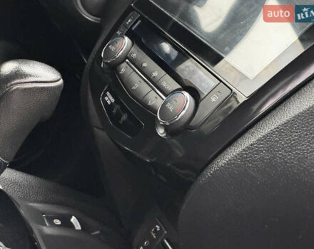 Белый Ниссан ИксТрейл, объемом двигателя 2.49 л и пробегом 134 тыс. км за 14999 $, фото 57 на Automoto.ua