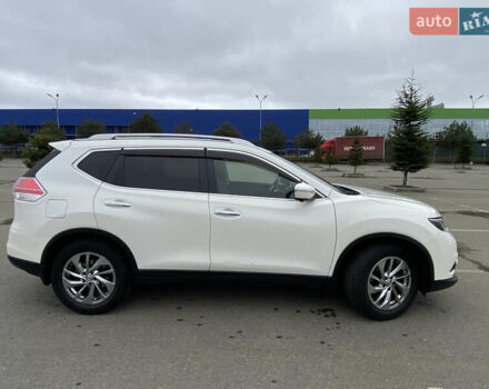 Білий Ніссан ІксТрейл, об'ємом двигуна 1.6 л та пробігом 161 тис. км за 18000 $, фото 3 на Automoto.ua