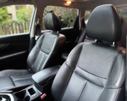 Білий Ніссан ІксТрейл, об'ємом двигуна 2 л та пробігом 89 тис. км за 17500 $, фото 7 на Automoto.ua