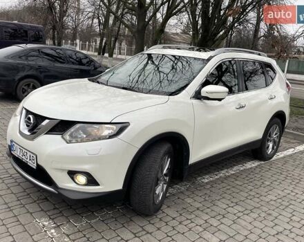 Белый Ниссан ИксТрейл, объемом двигателя 1.6 л и пробегом 127 тыс. км за 17300 $, фото 1 на Automoto.ua