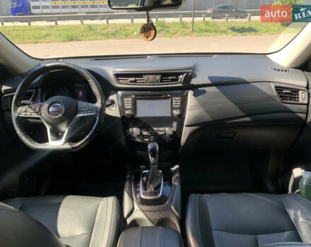 Белый Ниссан ИксТрейл, объемом двигателя 1.6 л и пробегом 112 тыс. км за 18200 $, фото 7 на Automoto.ua