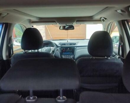 Белый Ниссан ИксТрейл, объемом двигателя 2 л и пробегом 220 тыс. км за 16299 $, фото 3 на Automoto.ua