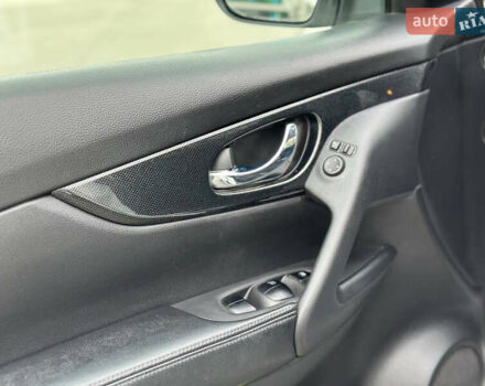 Білий Ніссан ІксТрейл, об'ємом двигуна 2 л та пробігом 90 тис. км за 17999 $, фото 33 на Automoto.ua