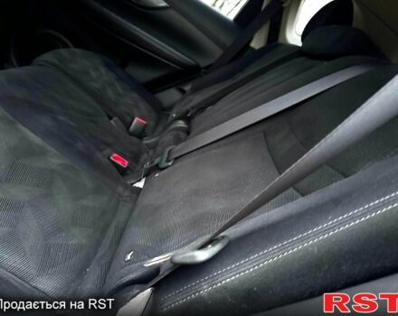 Белый Ниссан ИксТрейл, объемом двигателя 2.5 л и пробегом 134 тыс. км за 14999 $, фото 9 на Automoto.ua